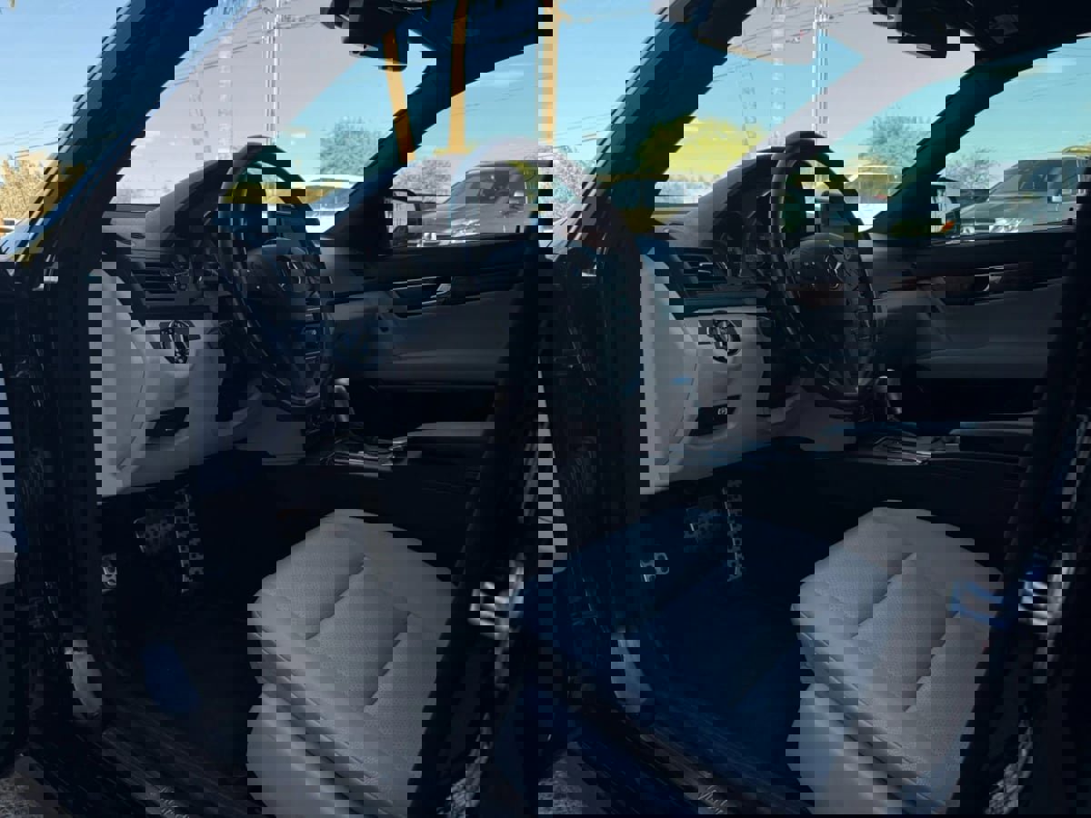 Used 2009 Mercedes-Benz C 350 Sport image 39