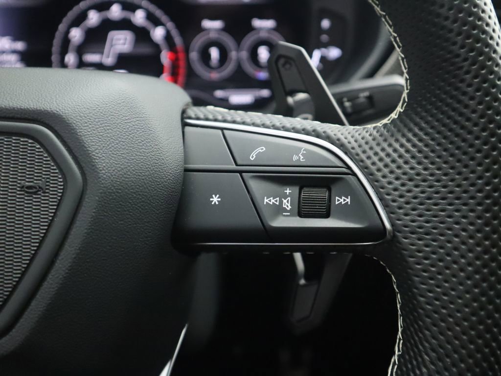 Used 2022 Lamborghini Urus image 12