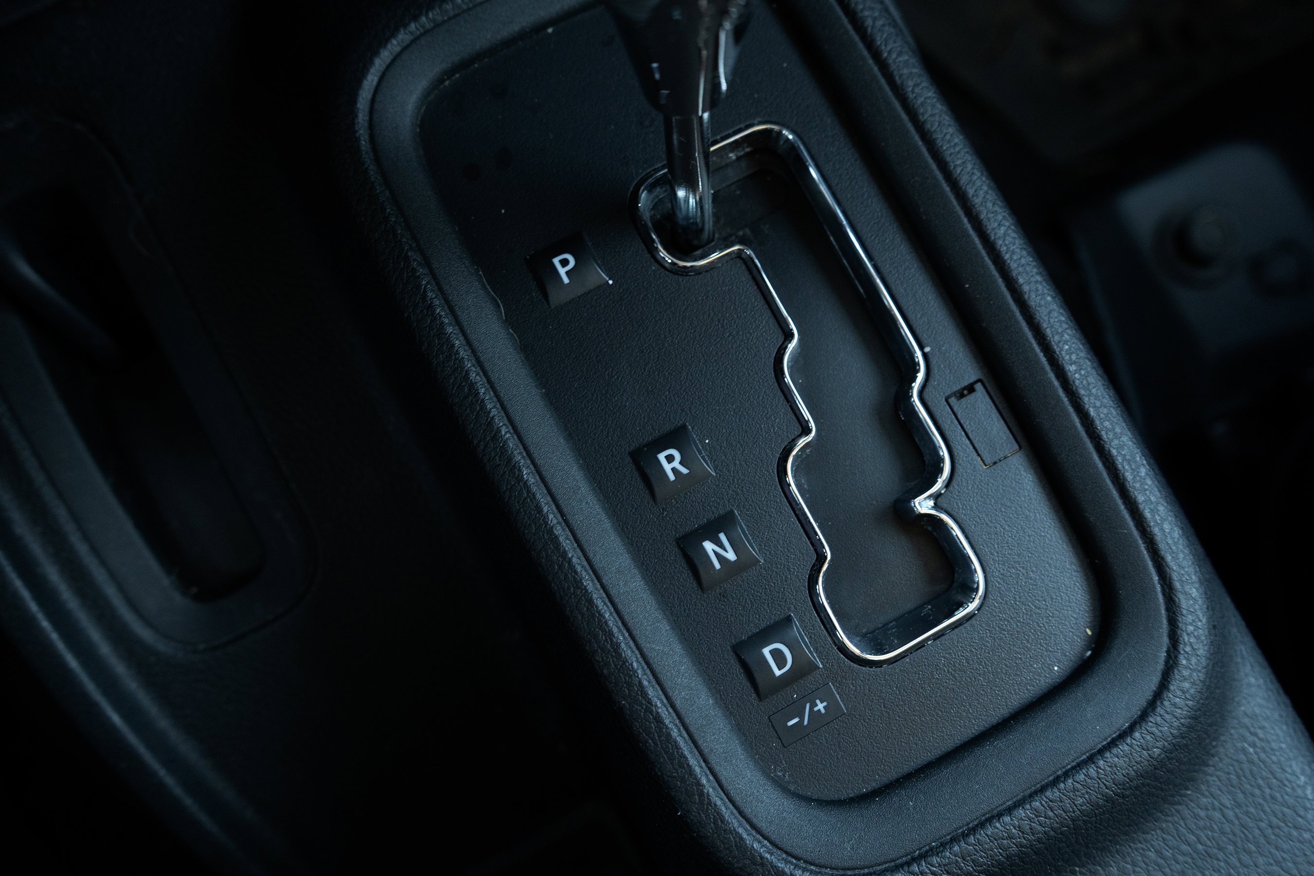 Used 2017 Jeep Wrangler Unlimited Sahara w/ Max Tow Package image 31