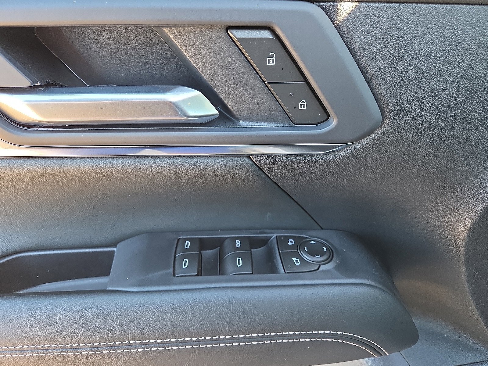 New 2026 GMC Terrain Elevation image 10