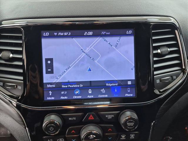 Used 2019 Jeep Grand Cherokee Laredo w/ Laredo X Package RWD image 13