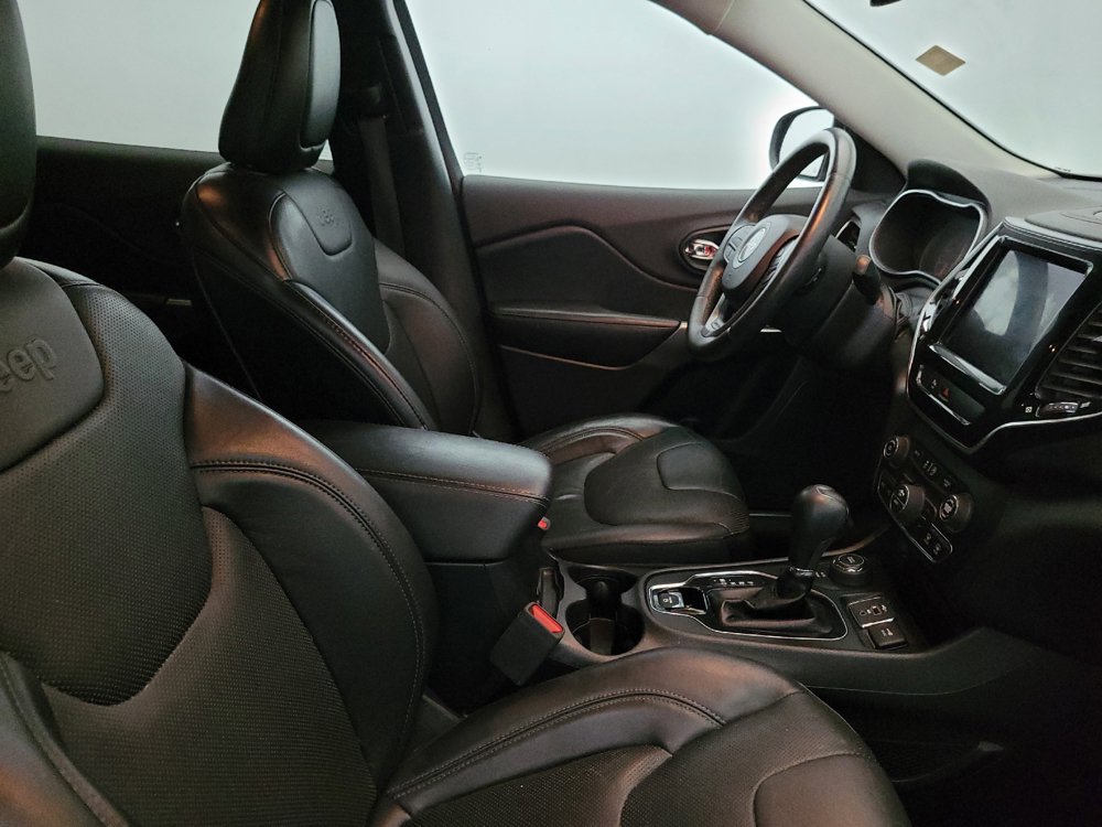 Used 2019 Jeep Cherokee Limited AWD/4WD image 21