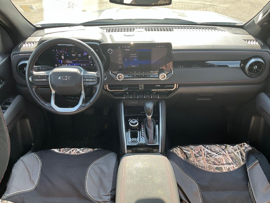 Used 2024 Chevrolet Colorado Z71 w/ Z71 Convenience Package 2 AWD/4WD image 10