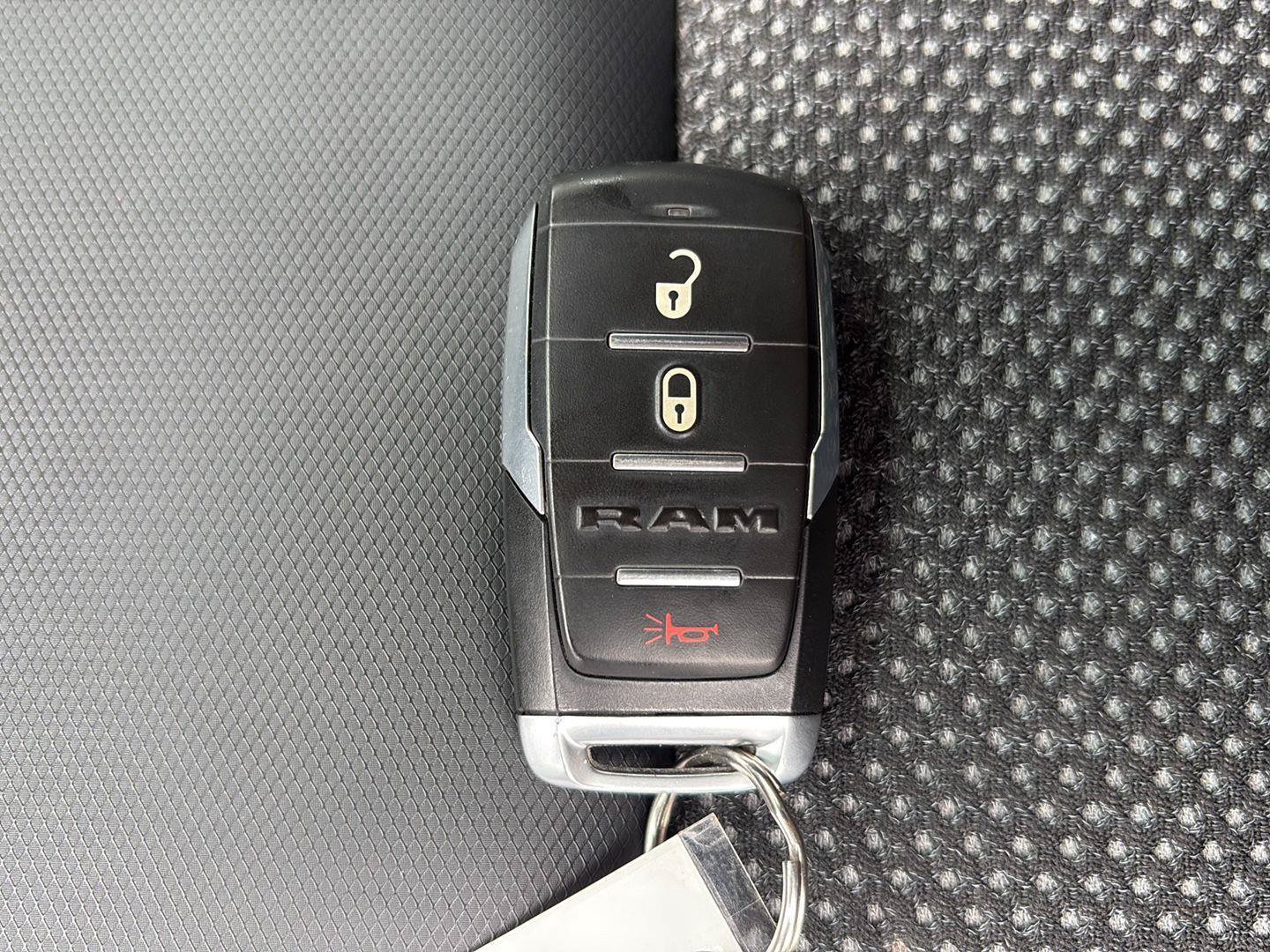 Used 2022 RAM 1500 Rebel AWD/4WD image 35