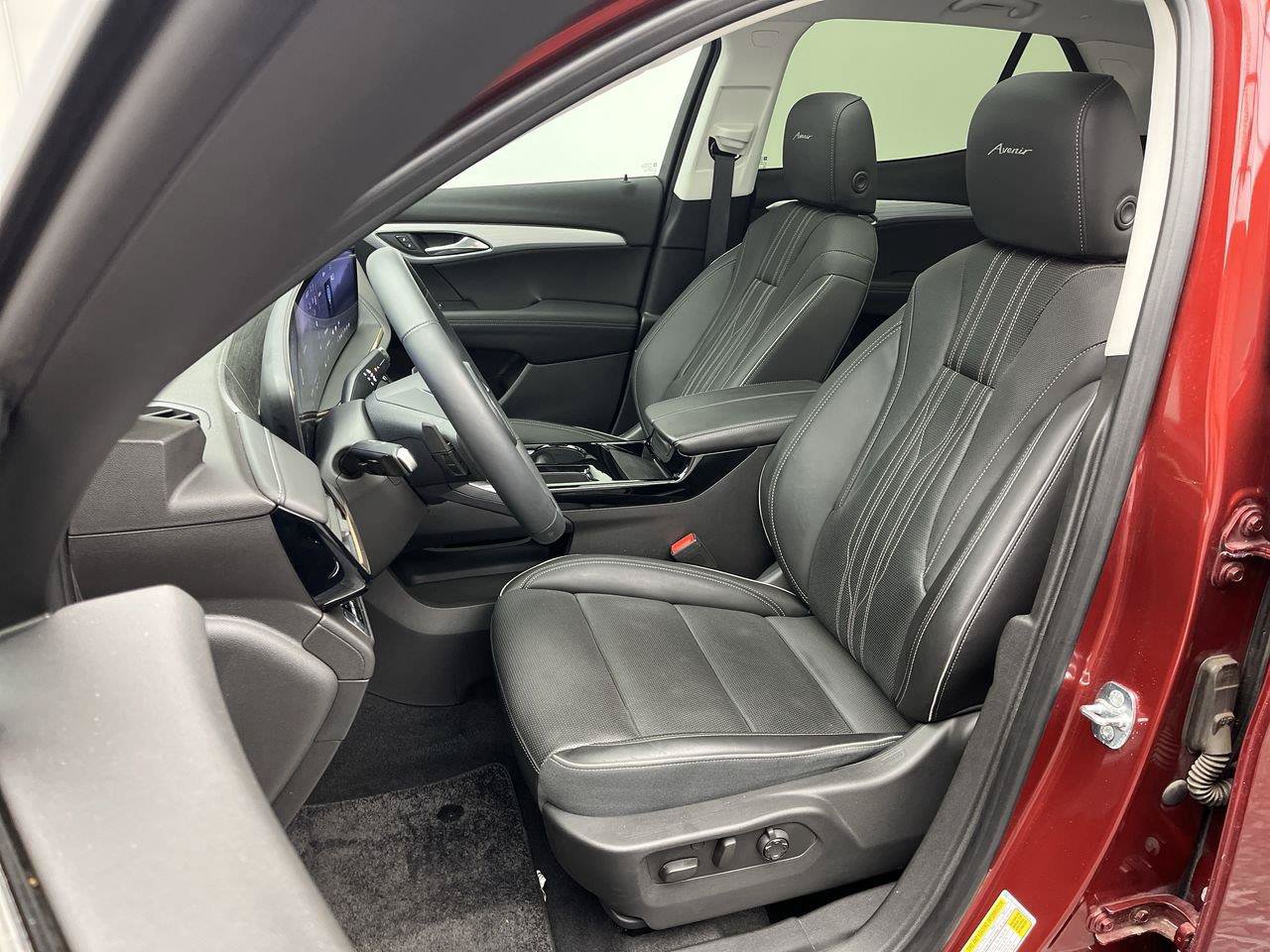 Certified 2024 Buick Envision Avenir AWD/4WD image 11