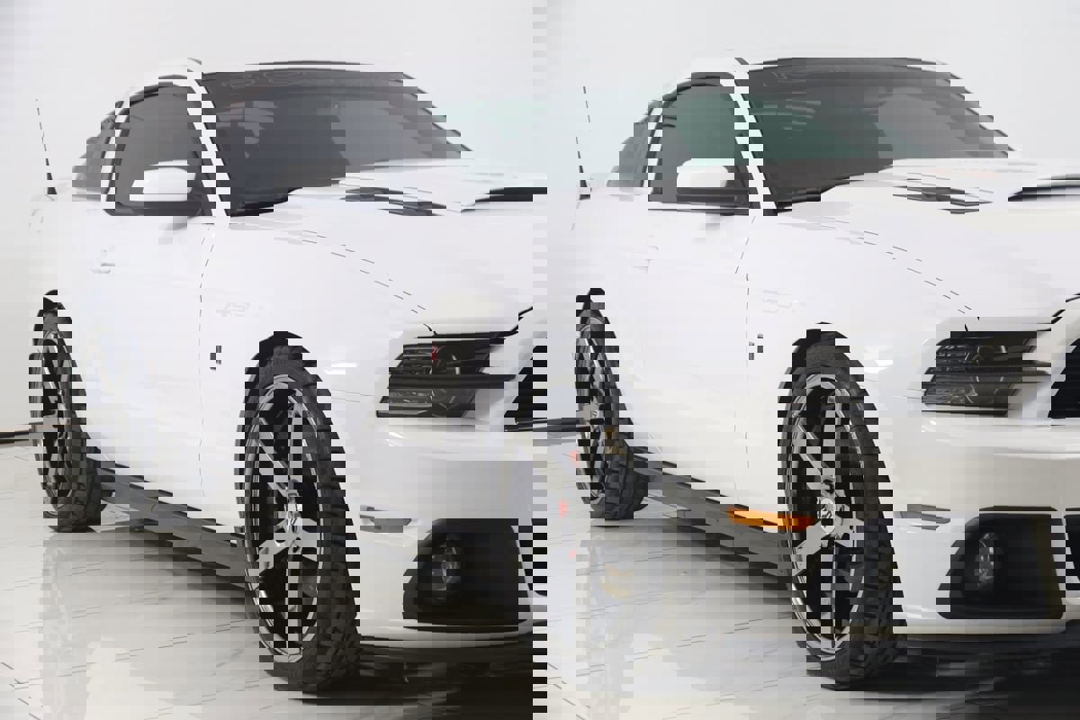 Used 2014 Ford Mustang GT w/ Equipment Group 301A image 44