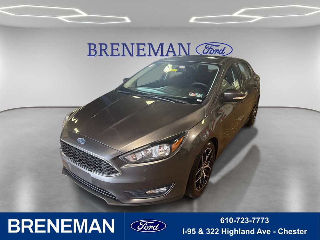 Certified 2018 Ford Focus SEL FWD image 1