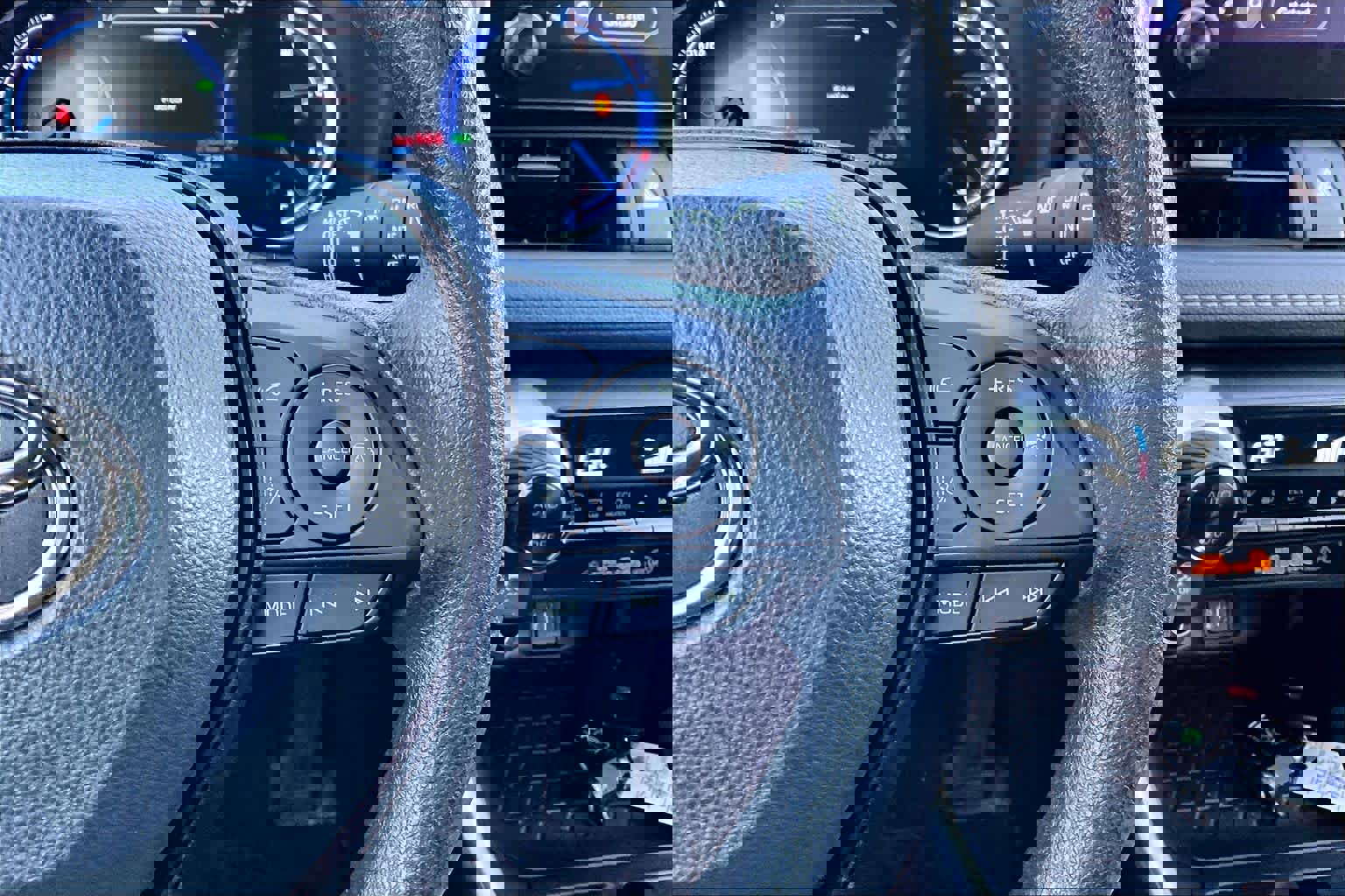 Used 2023 Toyota RAV4 XLE image 23