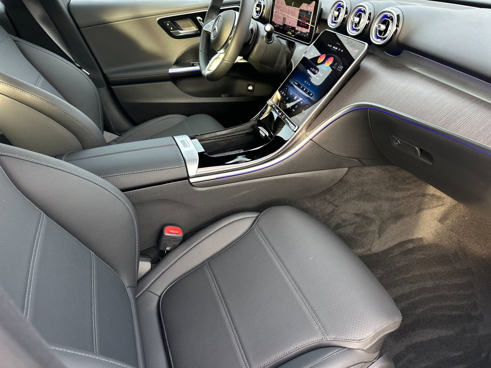 New 2026 Mercedes-Benz C 300 4MATIC Sedan image 15