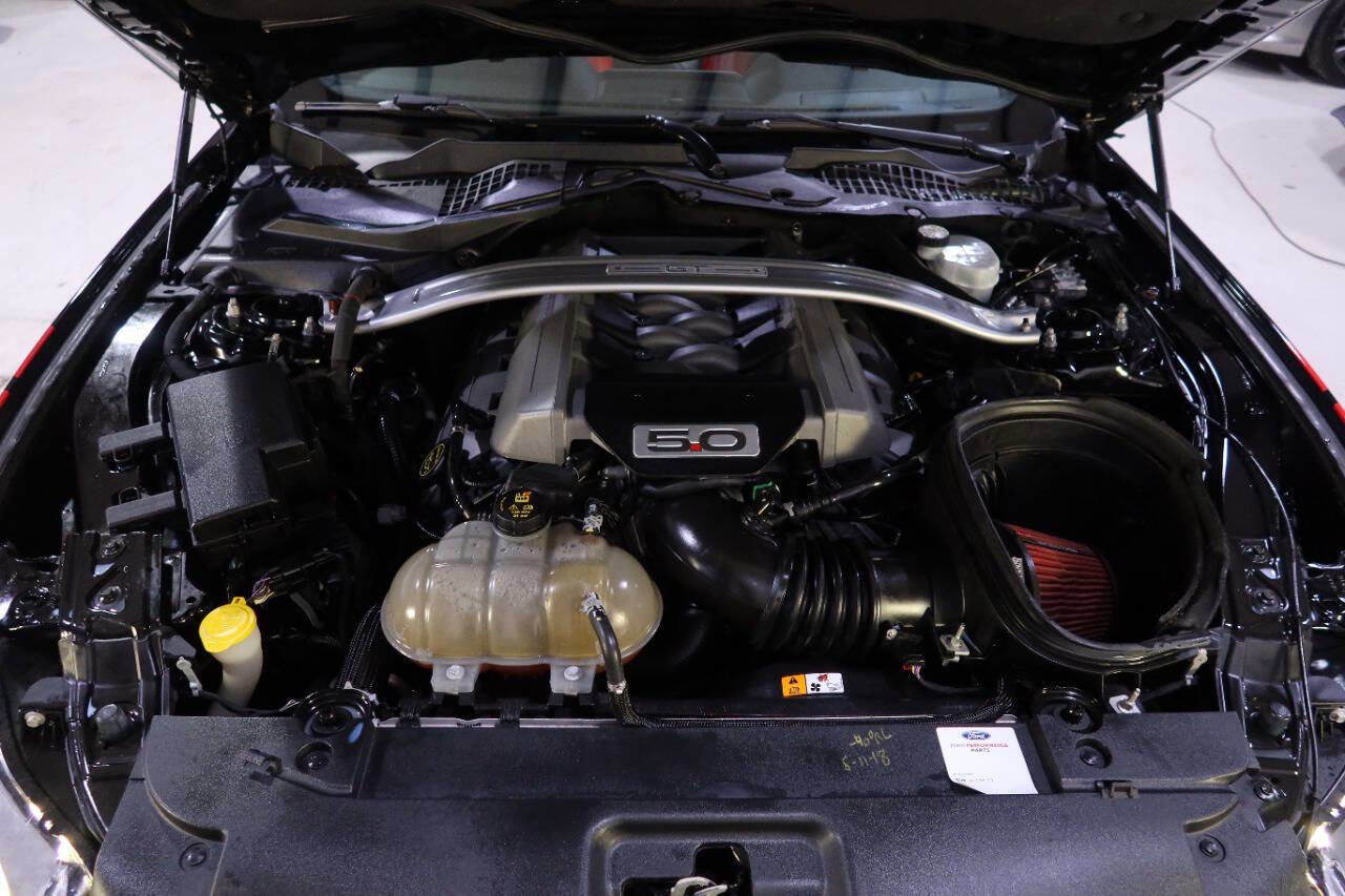 Used 2017 Ford Mustang GT Premium w/ GT Performance Package image 11