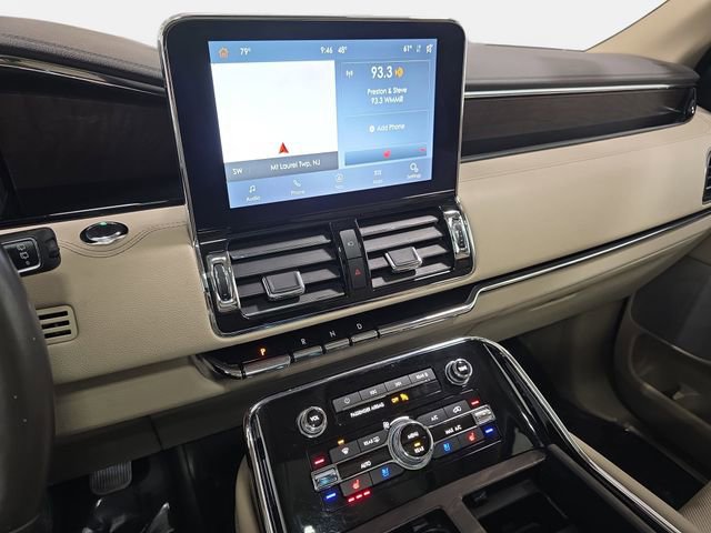 Certified 2020 Lincoln Navigator L Reserve w/ Equipment Group 208A Reserve image 17