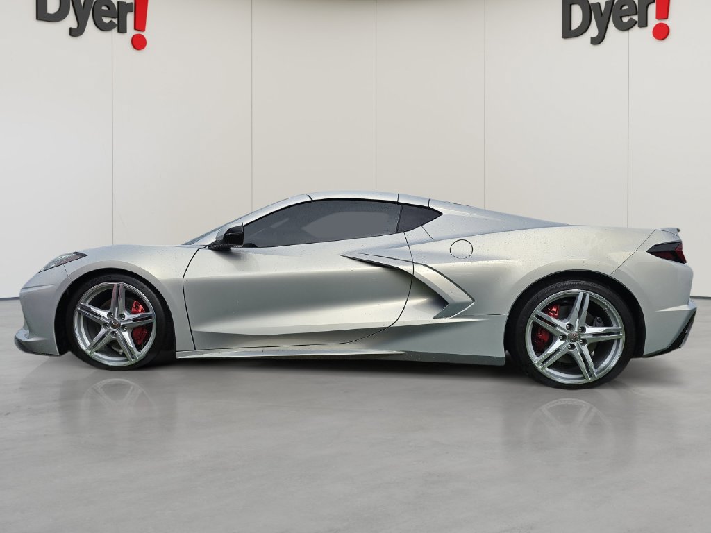 Used 2024 Chevrolet Corvette Stingray Coupe RWD image 7
