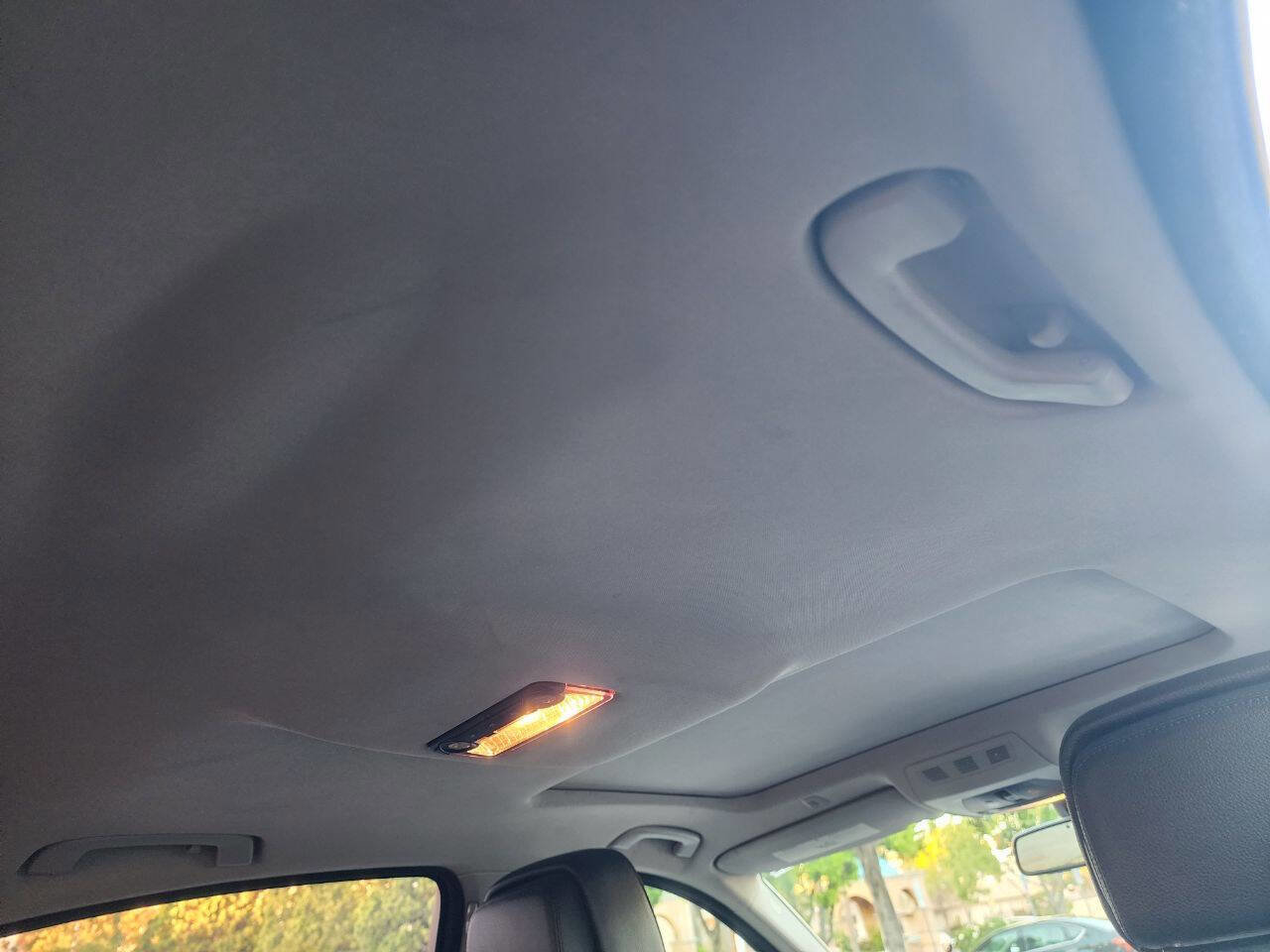 Used 2012 BMW 528i Sedan RWD image 36