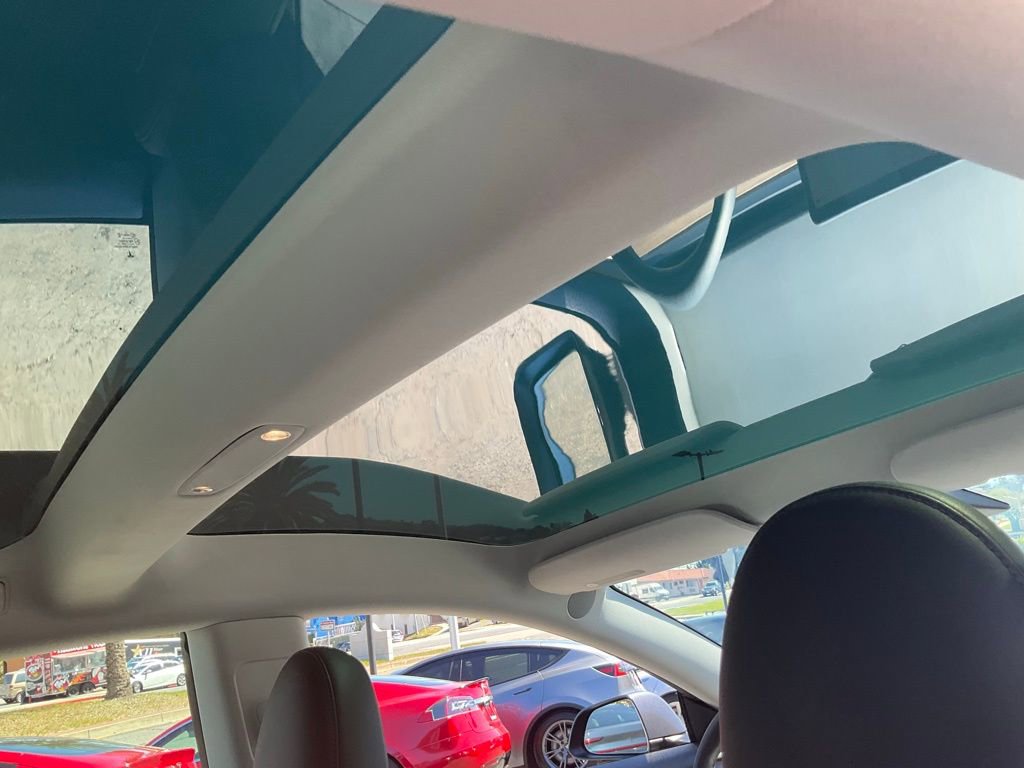 Used 2023 Tesla Model 3 Standard Range image 58