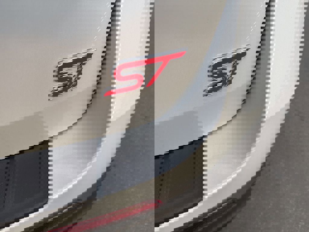 New 2026 Ford Explorer ST w/ Sun And Sound Package image 5