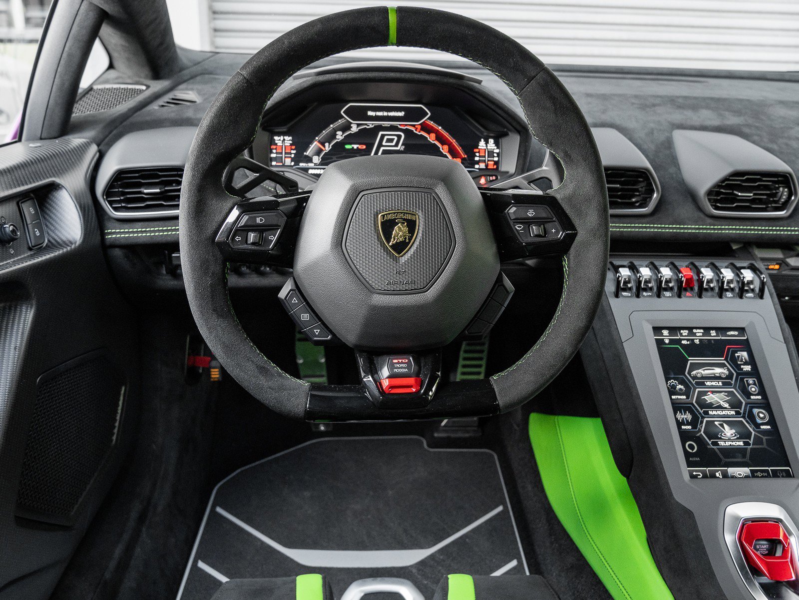 Used 2023 Lamborghini Huracan STO image 6