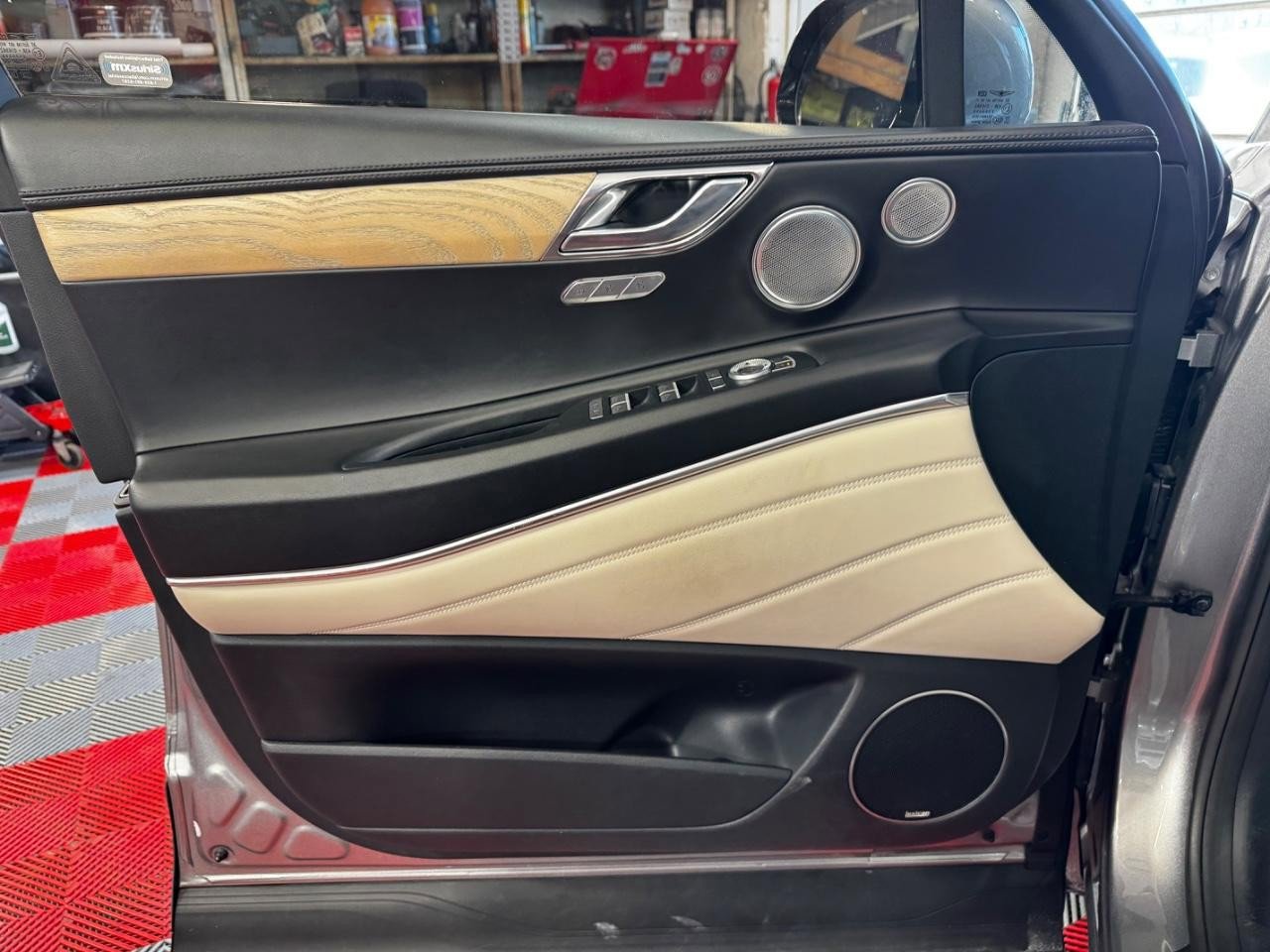 Used 2022 Genesis GV80 2.5T w/ Prestige Package 04 image 16