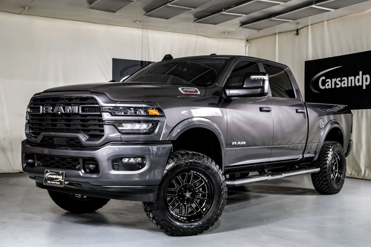 Used 2025 RAM 2500 Big Horn AWD/4WD image 5