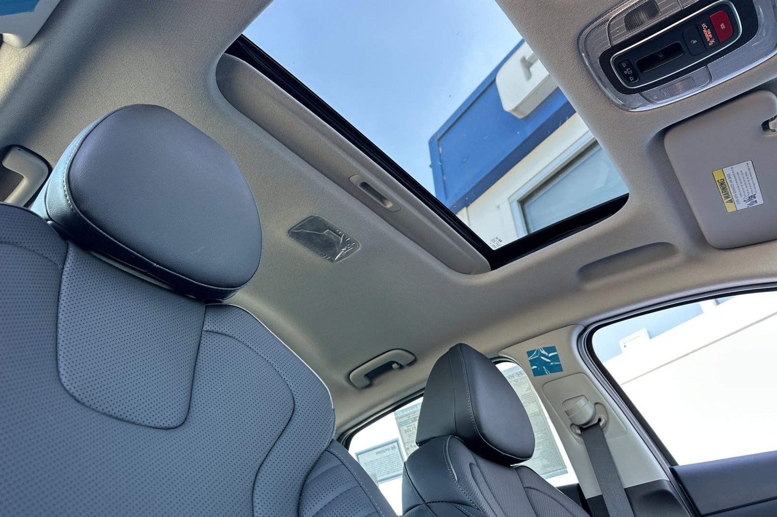 New 2026 Hyundai Elantra Limited FWD image 16