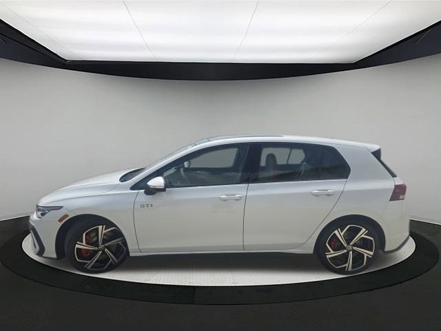 New 2025 Volkswagen GTI SE image 4