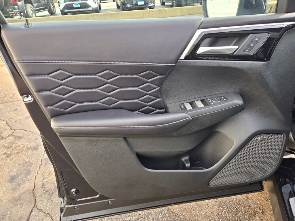New 2026 Mitsubishi Outlander SEL AWD/4WD image 21