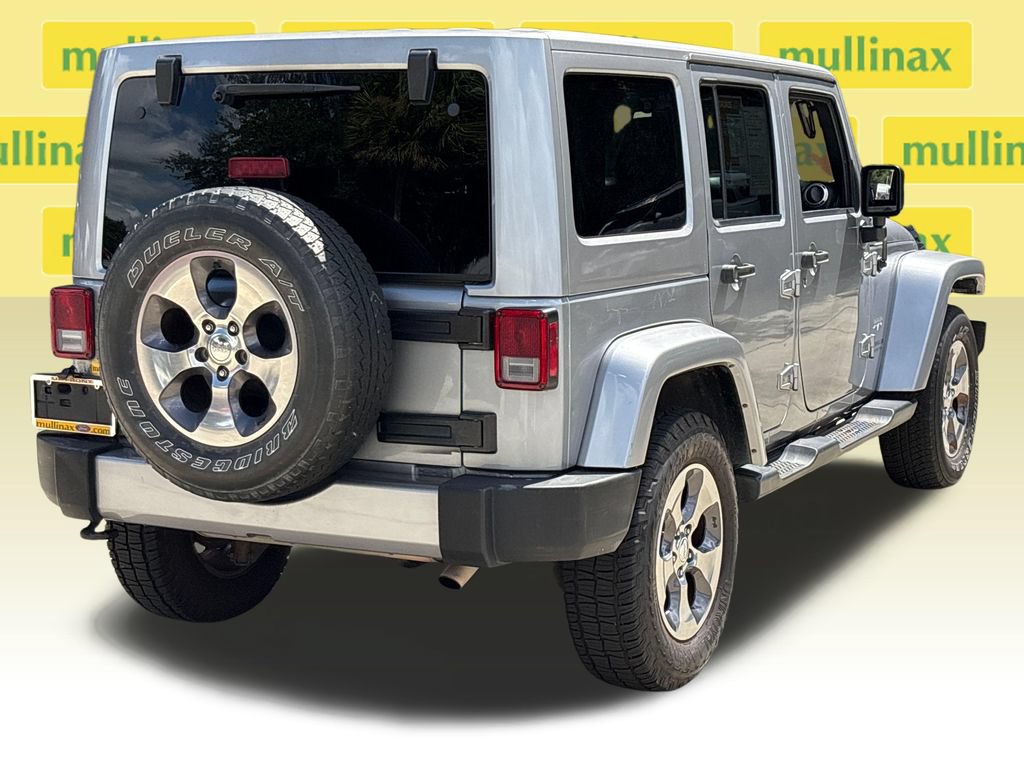 Used 2016 Jeep Wrangler Unlimited Sahara w/ Connectivity Group AWD/4WD image 4
