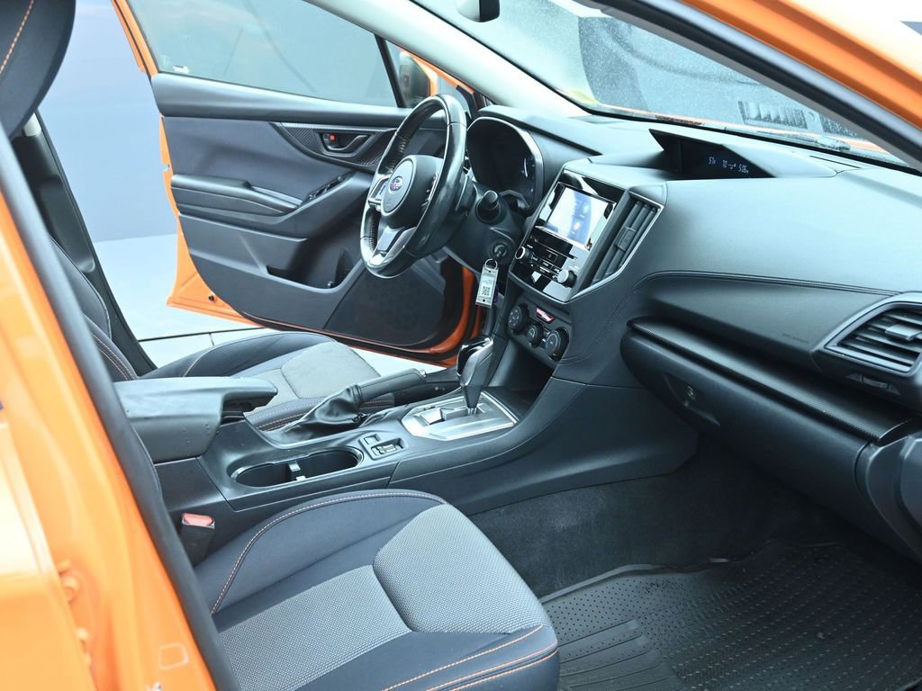 Used 2019 Subaru Crosstrek 2.0i Premium w/ Eyesight System image 11