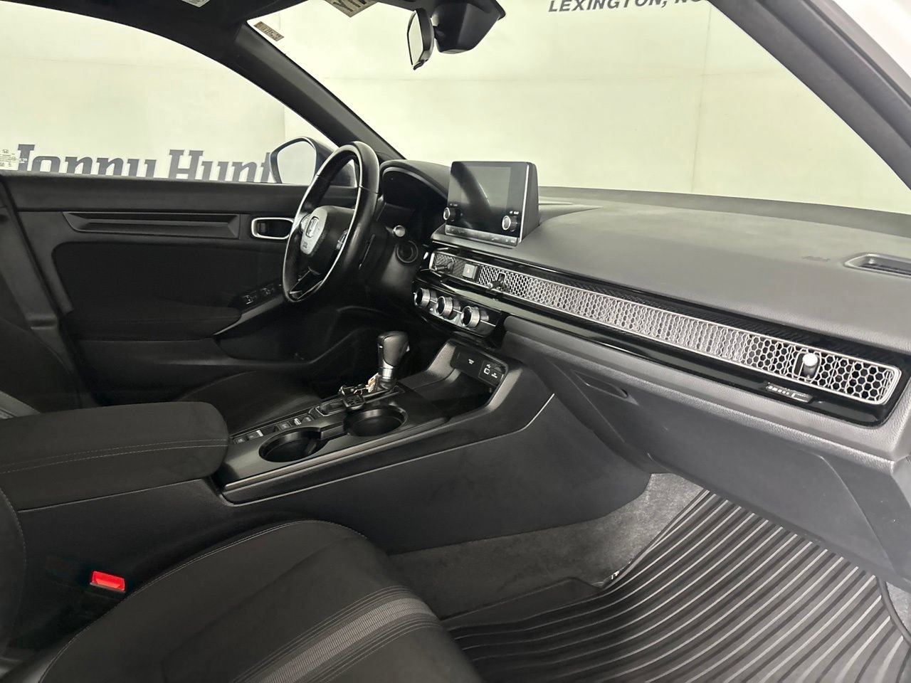 Used 2023 Honda Civic Sport image 29