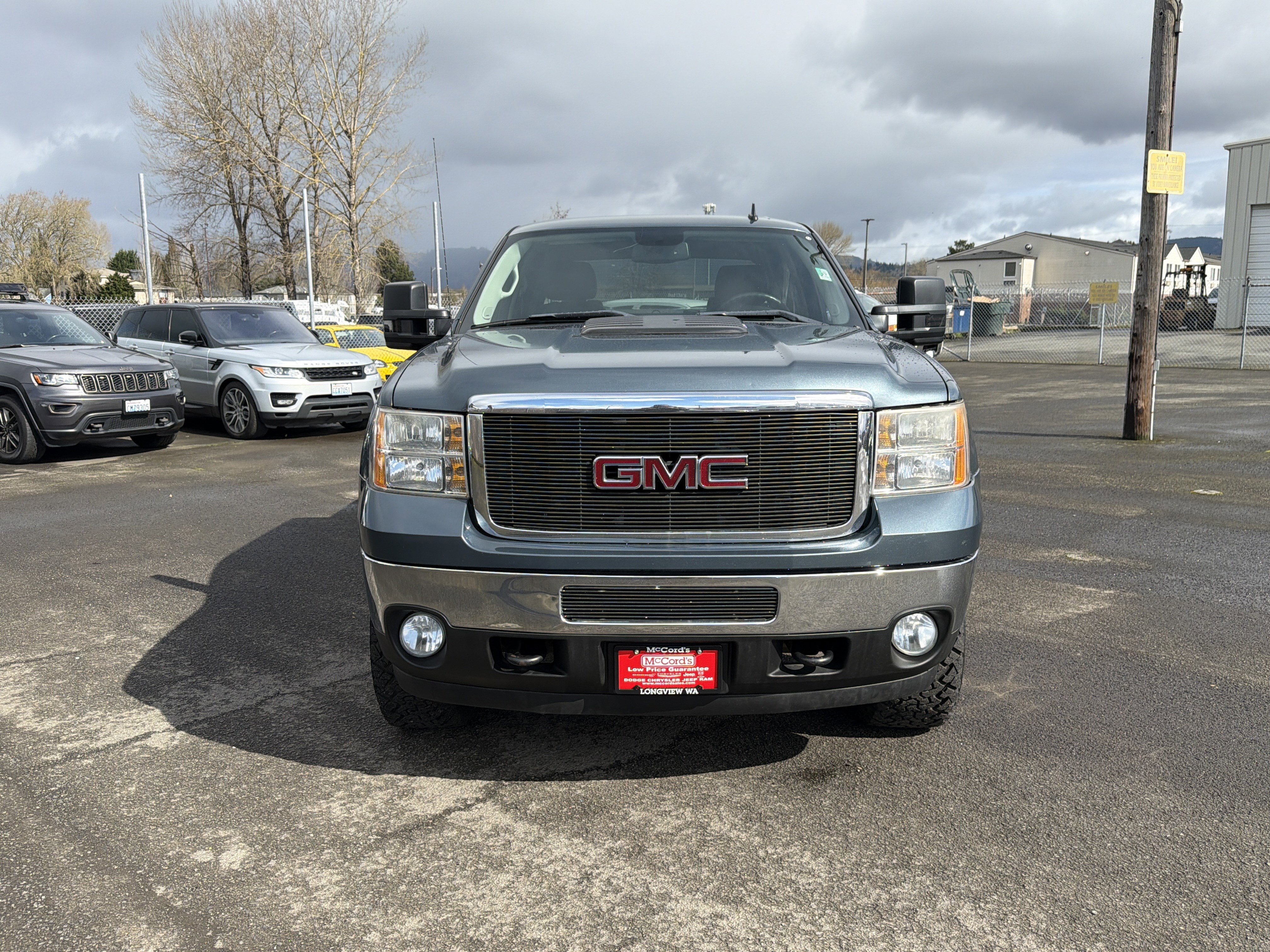 Used 2011 GMC Sierra 2500 SLT w/ SLT Convenience Package image 11