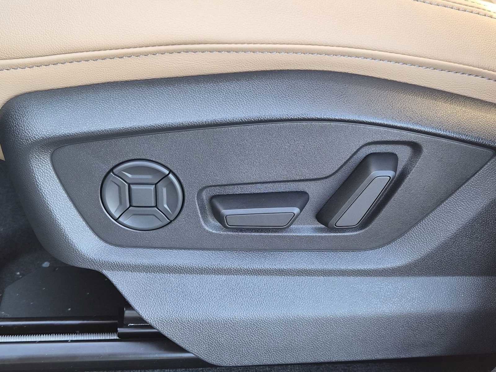 New 2026 Audi Q7 3.0T Premium Plus image 16