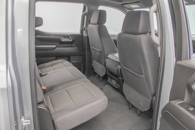 Used 2025 Chevrolet Silverado 1500 LT AWD/4WD image 19