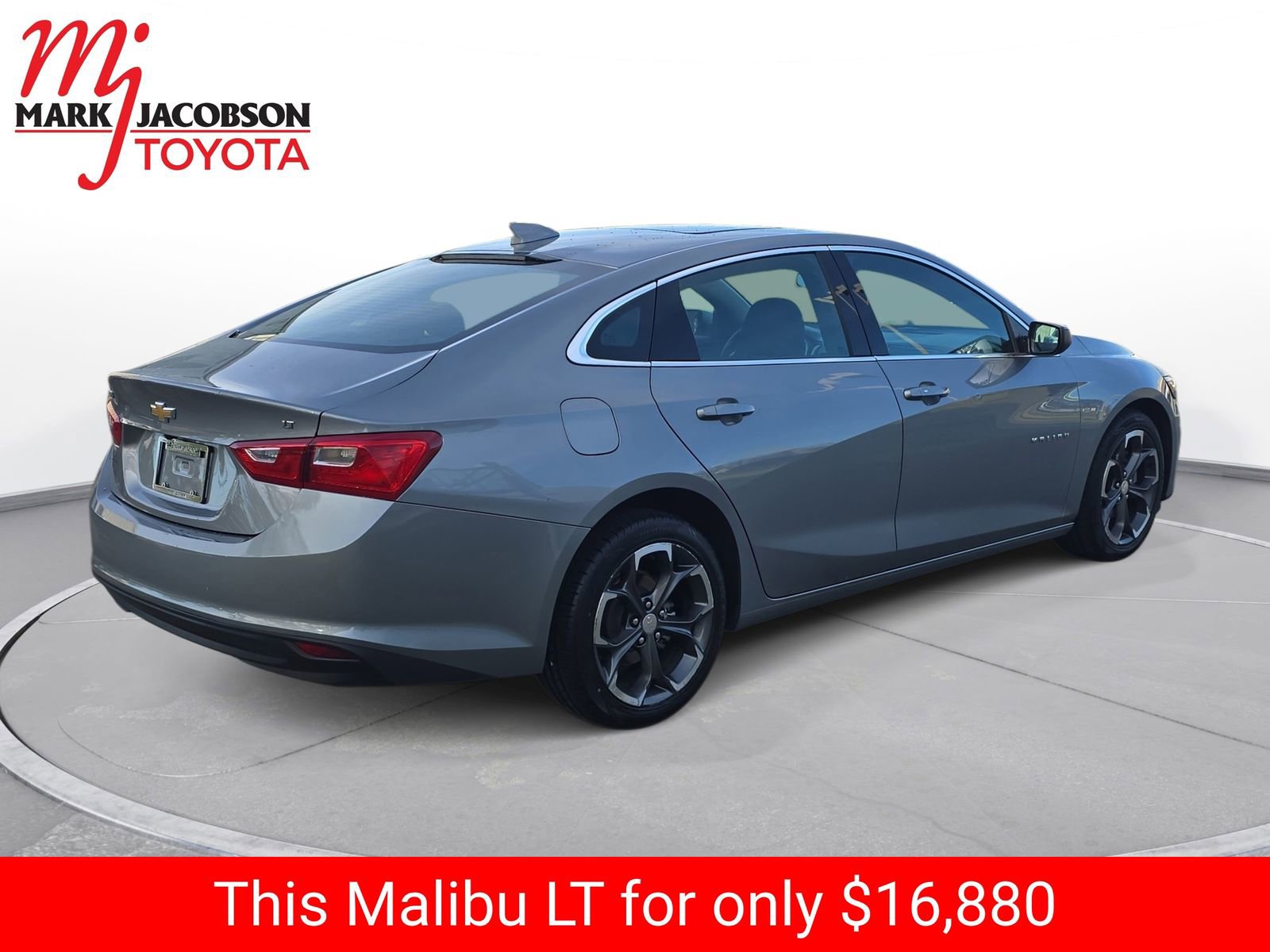 Used 2023 Chevrolet Malibu LT image 9