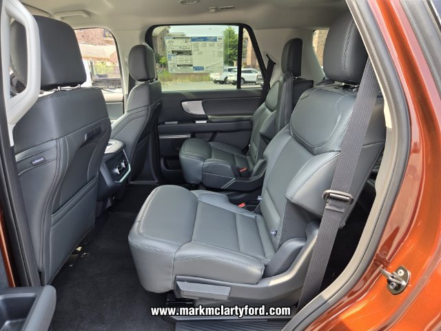 New 2027 Ford Expedition Active RWD image 9