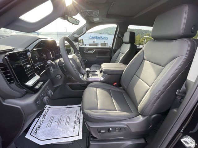 New 2026 Chevrolet Silverado 1500 LTZ w/ LTZ Premium Package image 16