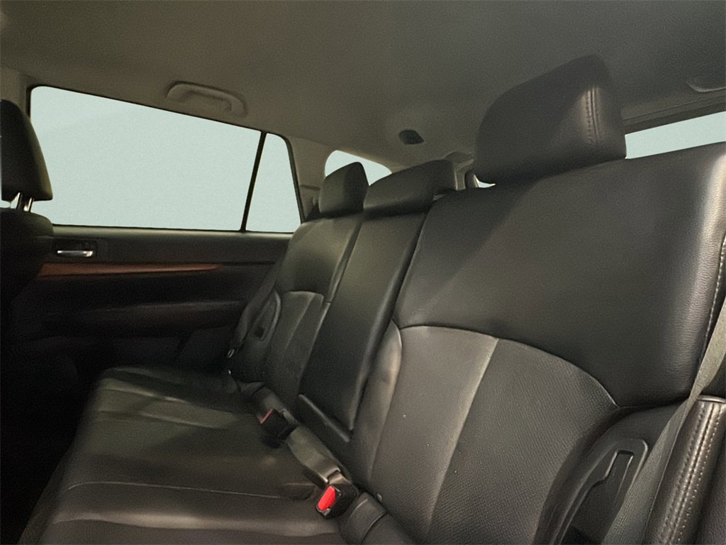 Used 2013 Subaru Outback 2.5i Limited w/ Moonroof Pkg image 11