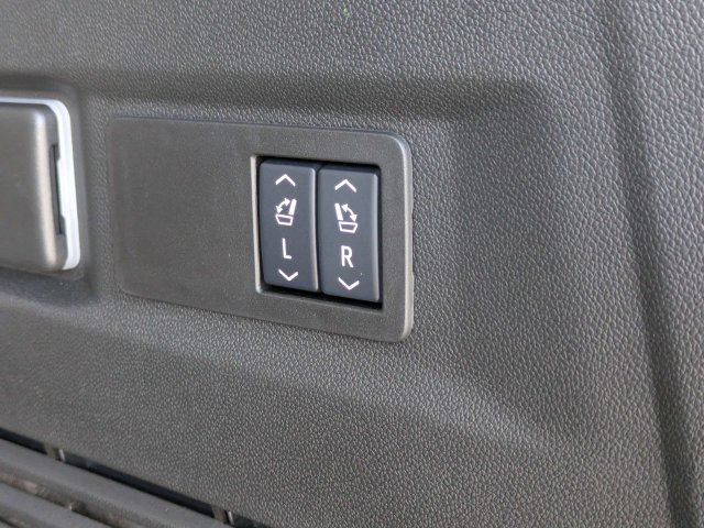 New 2027 GMC Yukon Denali Ultimate AWD/4WD image 15