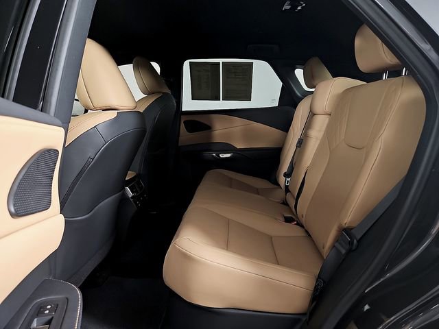 Used 2025 Lexus RX 350 FWD w/ Accessory Package (K3) image 11