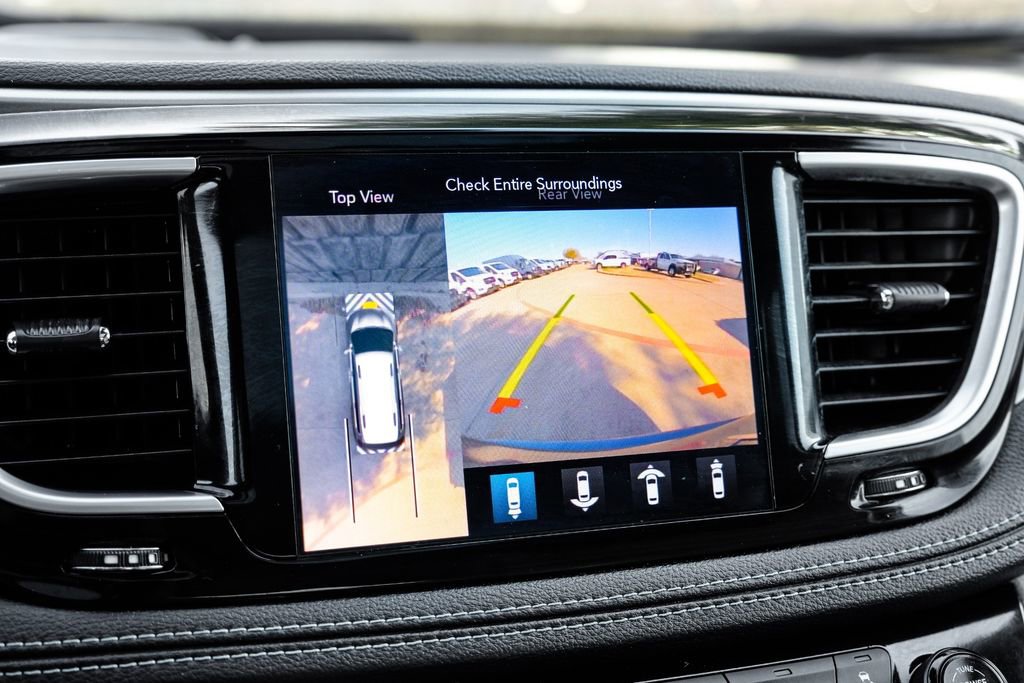 Used 2019 Chrysler Pacifica Limited w/ Advanced Safetytec Group image 22