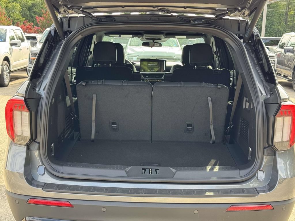 New 2026 Ford Explorer ST-Line AWD/4WD image 15