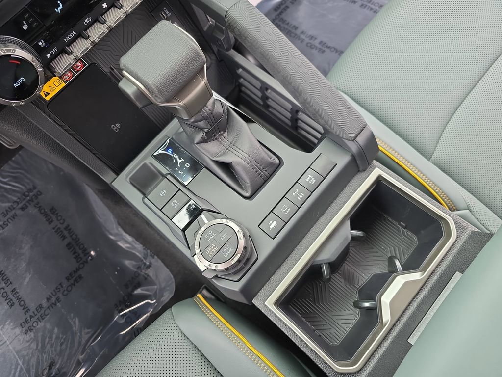 Used 2025 Toyota Tacoma Trailhunter image 26