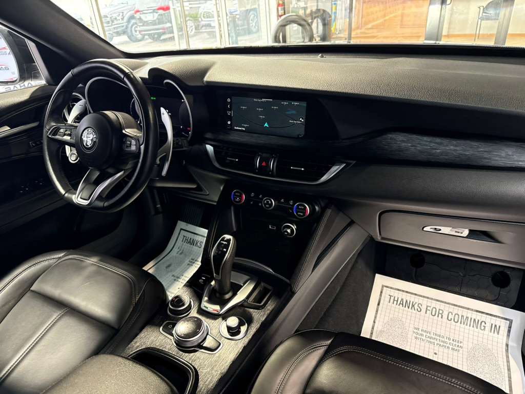 Used 2024 Alfa Romeo Stelvio Sprint RWD image 56