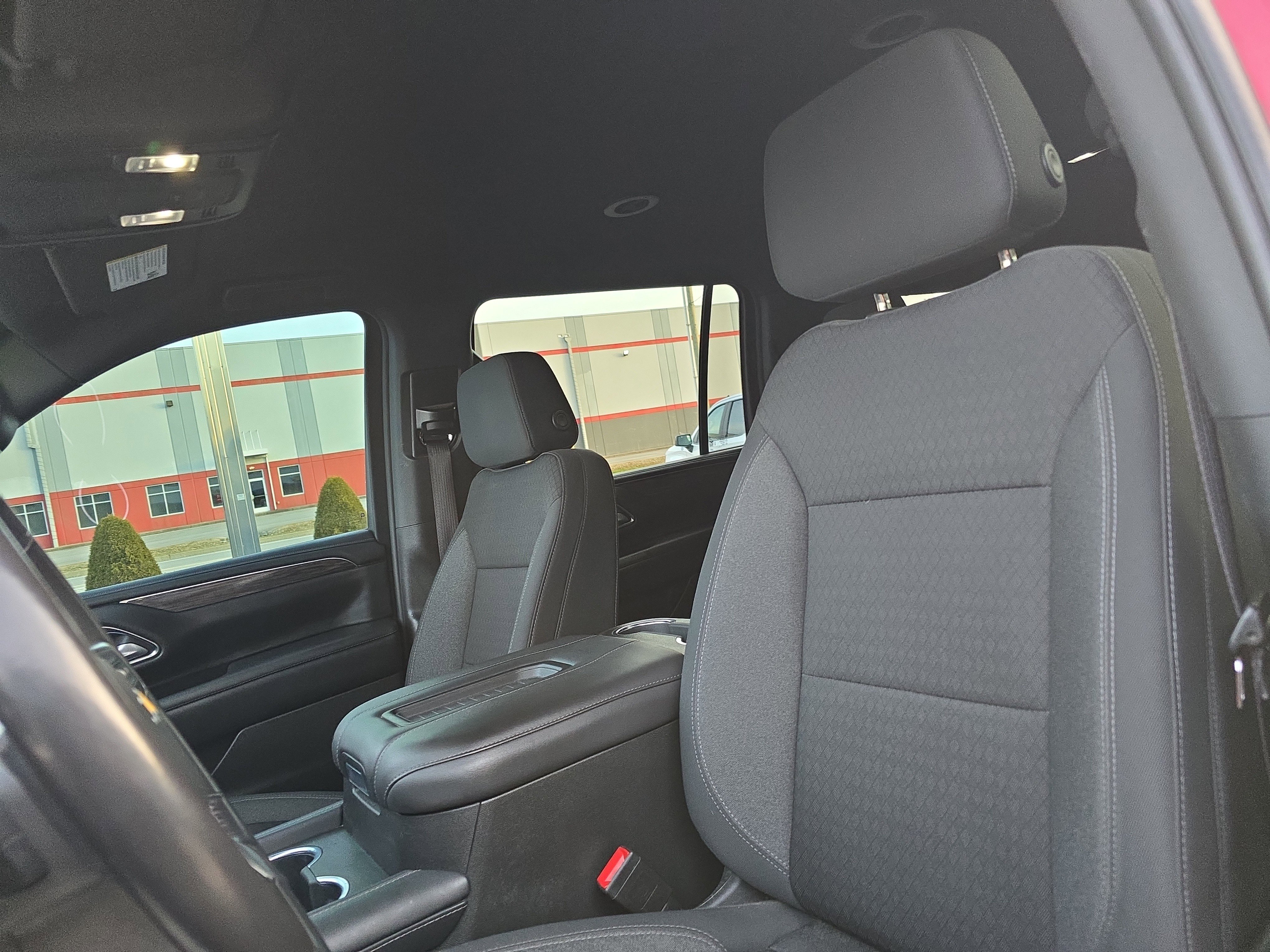 Used 2022 Chevrolet Suburban LS image 12