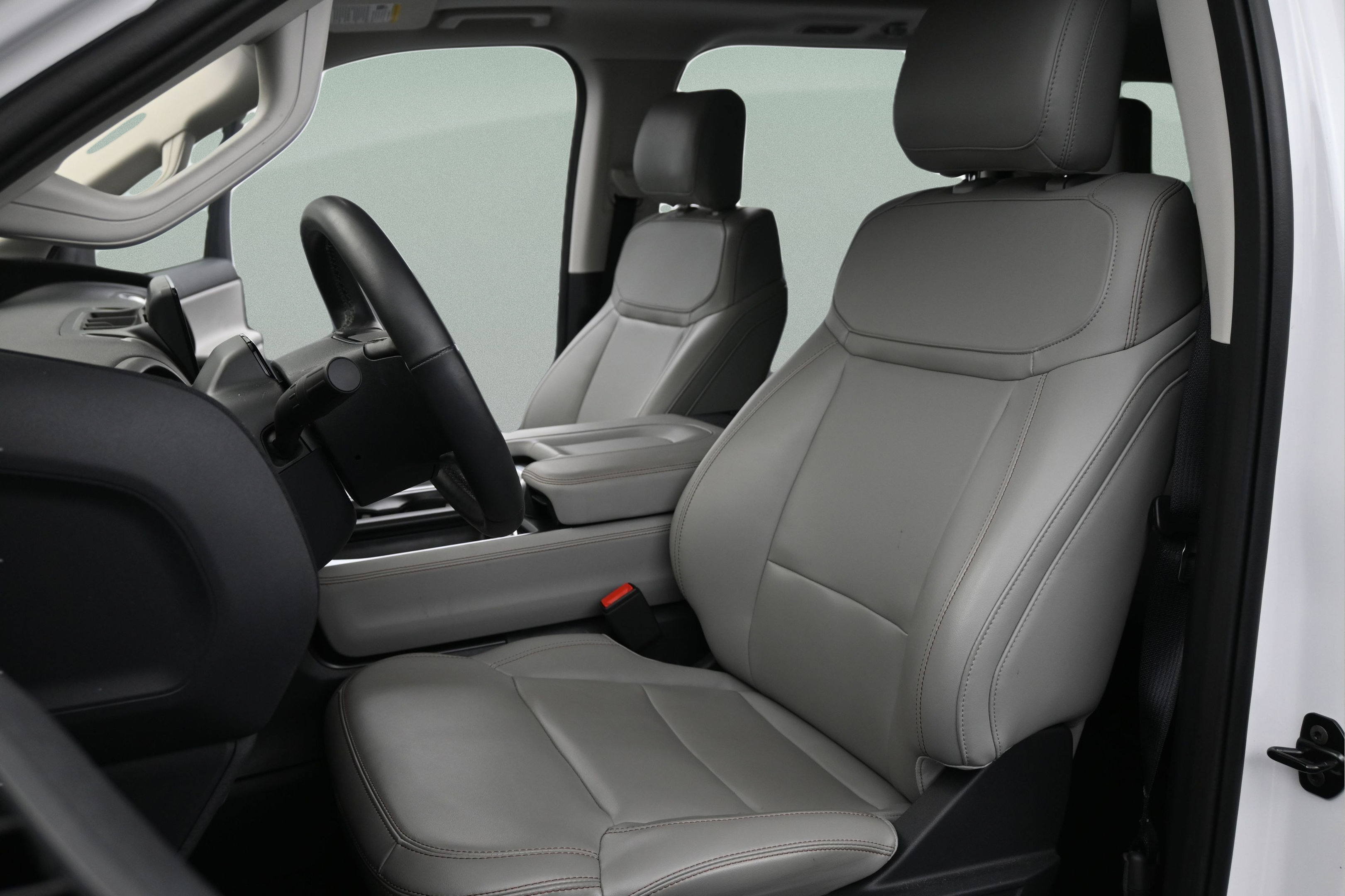 Used 2025 Ford Expedition Max Active AWD/4WD image 23