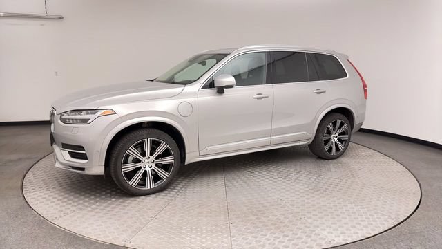 Certified 2025 Volvo XC90 T8 Plus w/ Protection Package Premier AWD/4WD image 6