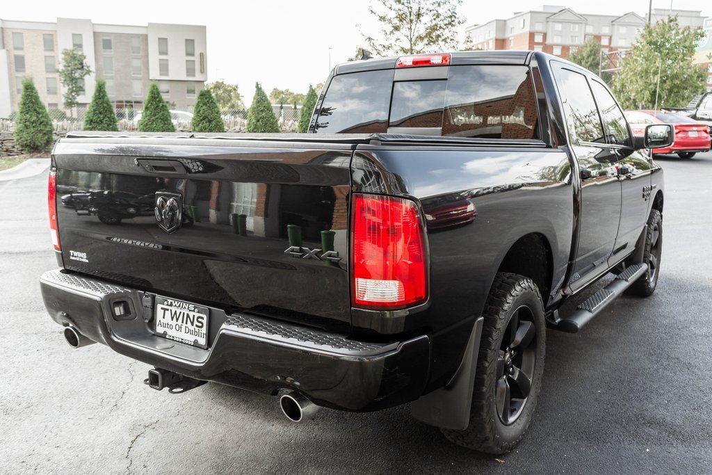 Used 2019 RAM 1500 Classic SLT w/ Black Appearance Group image 33