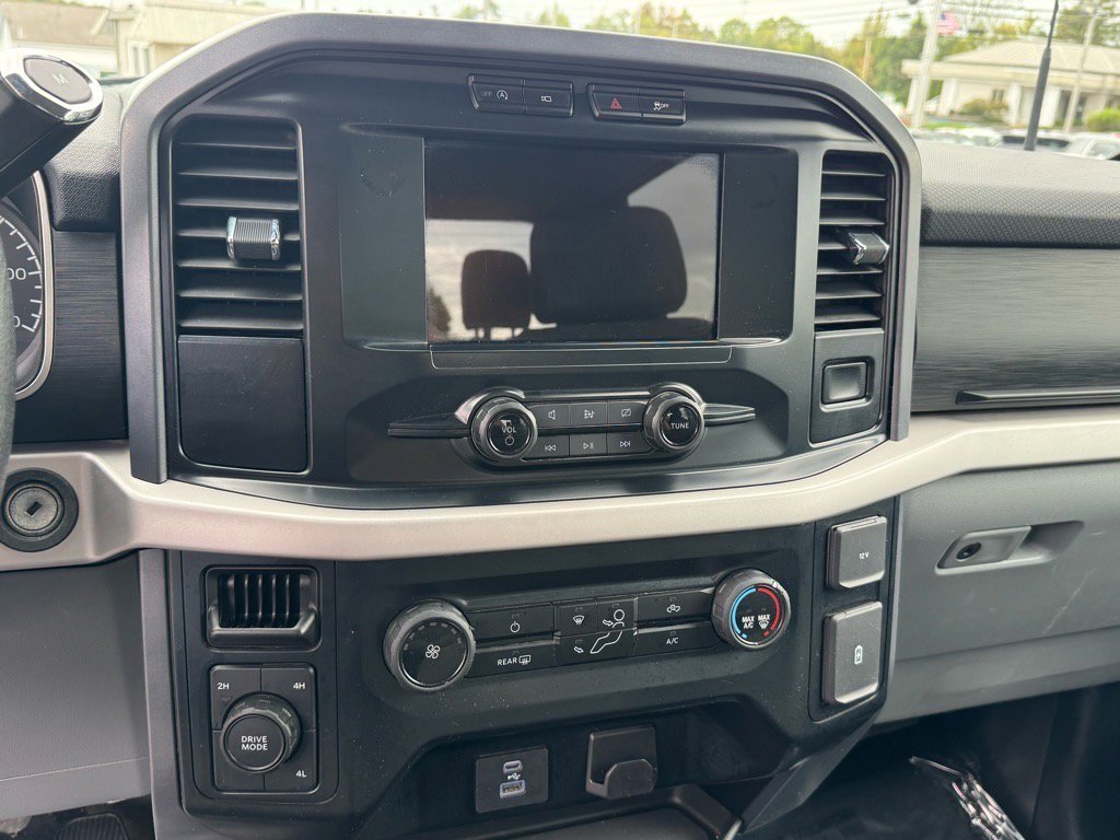 Used 2023 Ford F150 XLT image 16