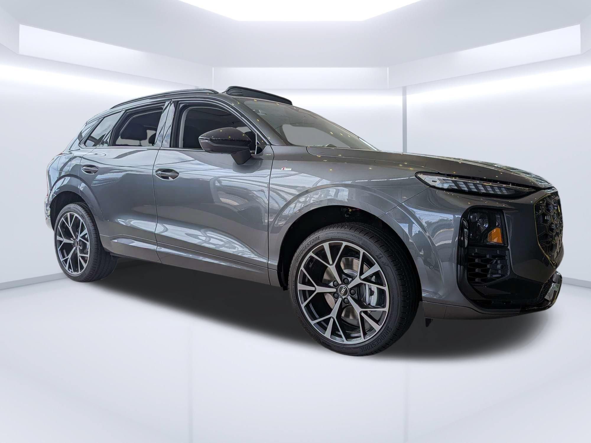 New 2026 Audi Q3 quattro 2.0T AWD/4WD video 1