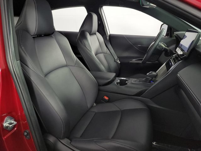 Used 2023 Toyota Venza Nightshade AWD/4WD image 15