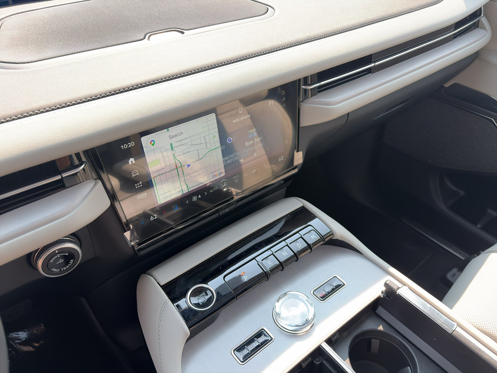 New 2026 Lincoln Navigator Reserve AWD/4WD image 25