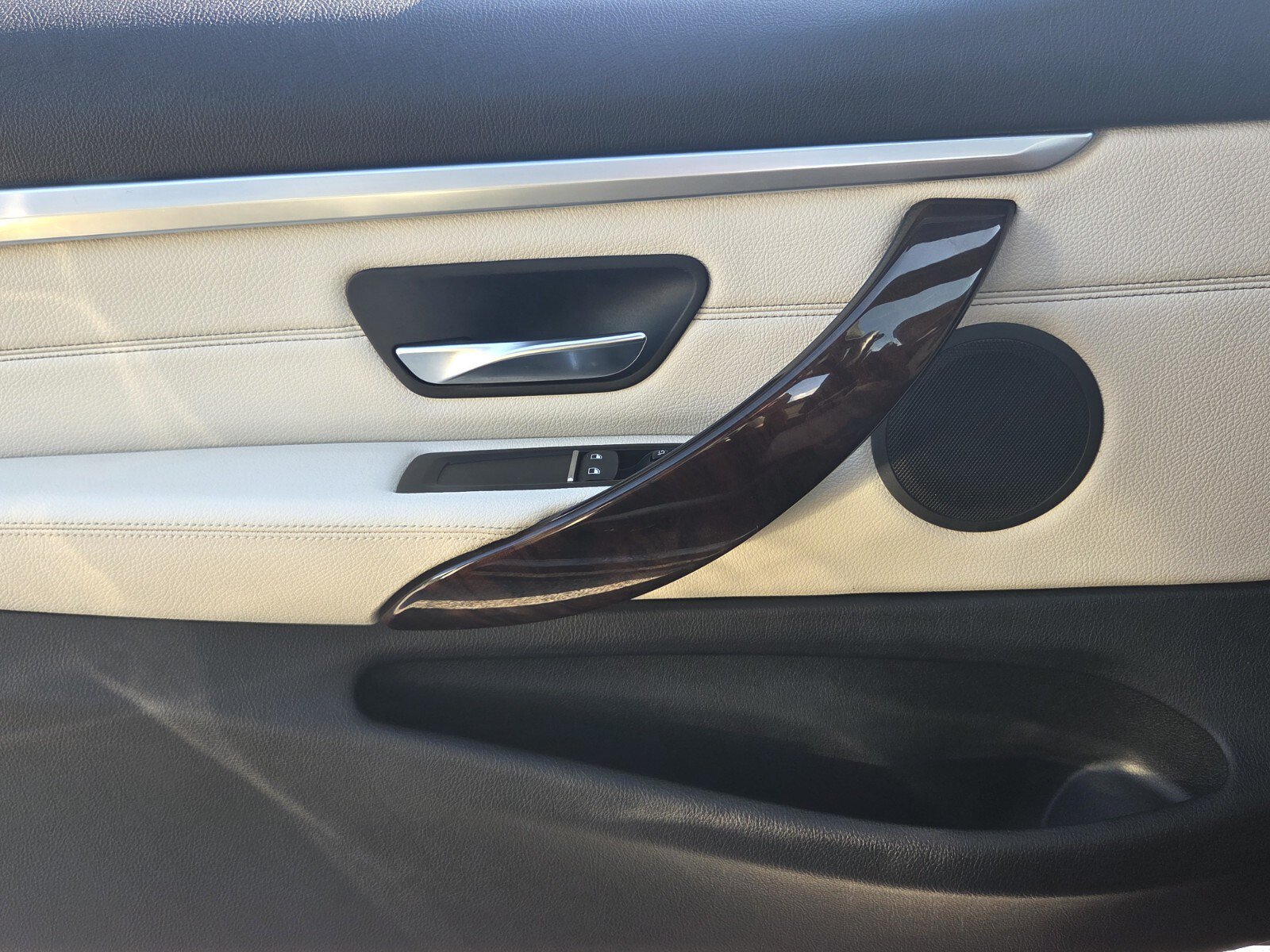Used 2020 BMW 430i Coupe w/ Executive Package RWD image 20